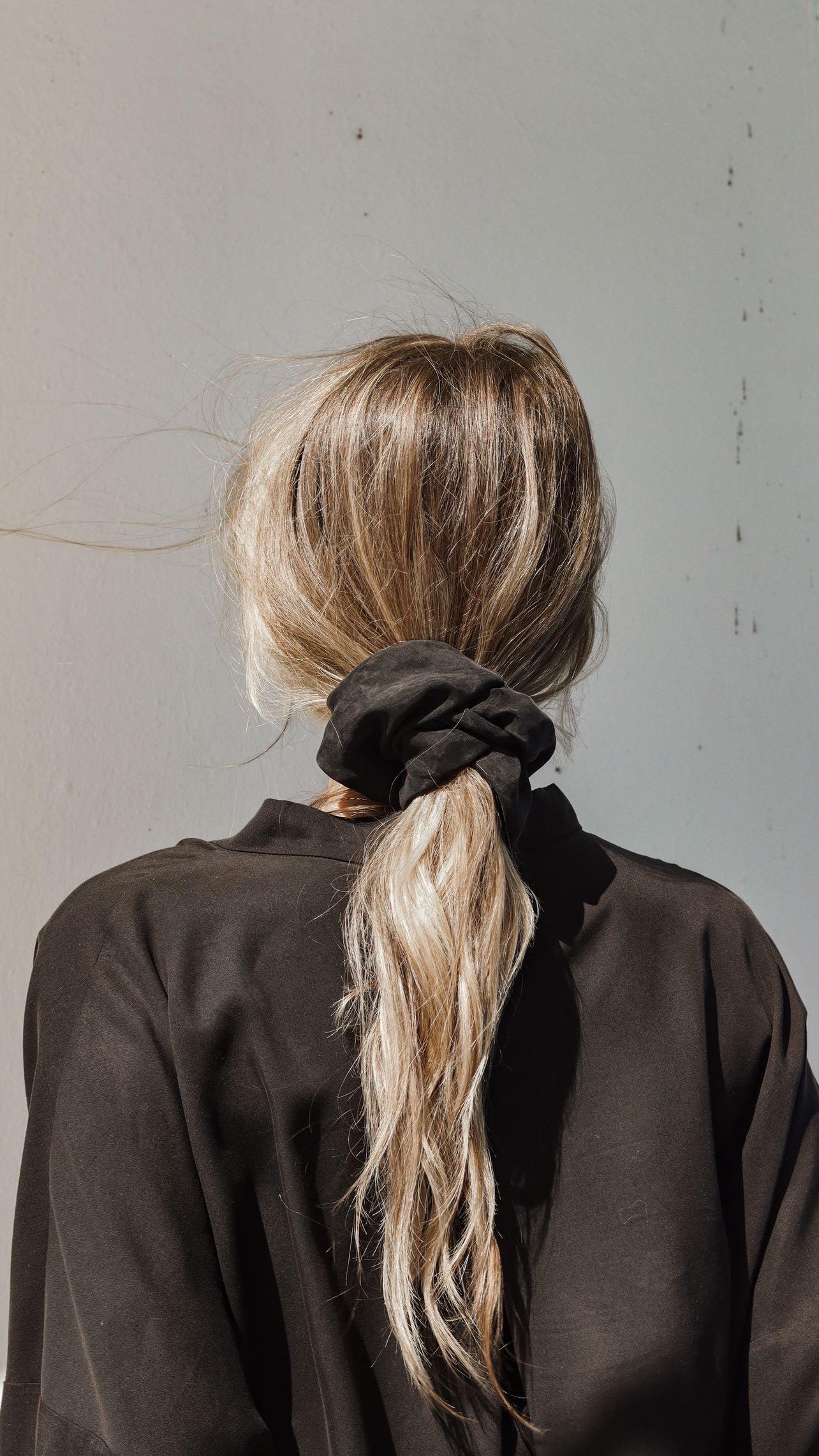 Oversized scrunchie