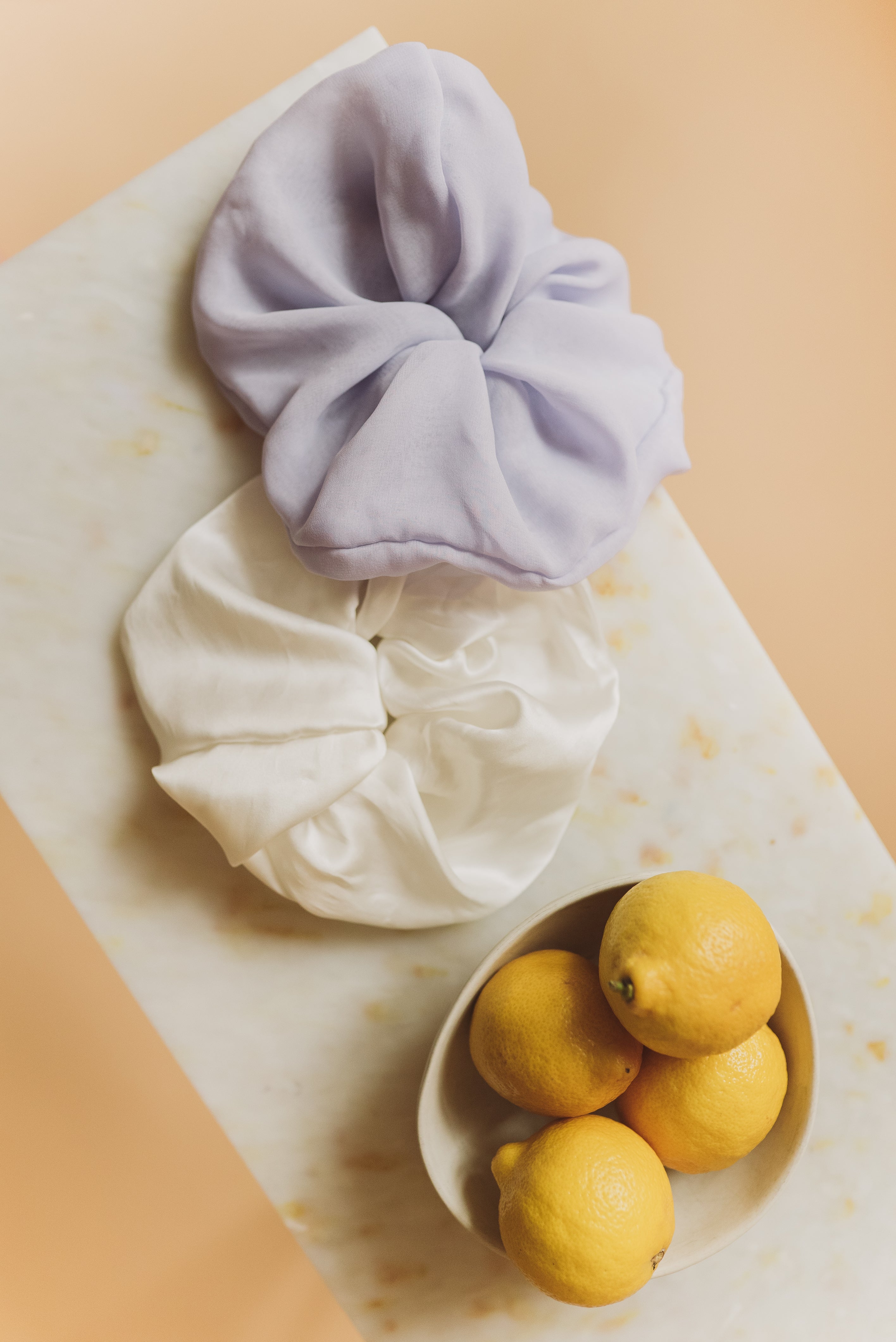 Oversized scrunchie