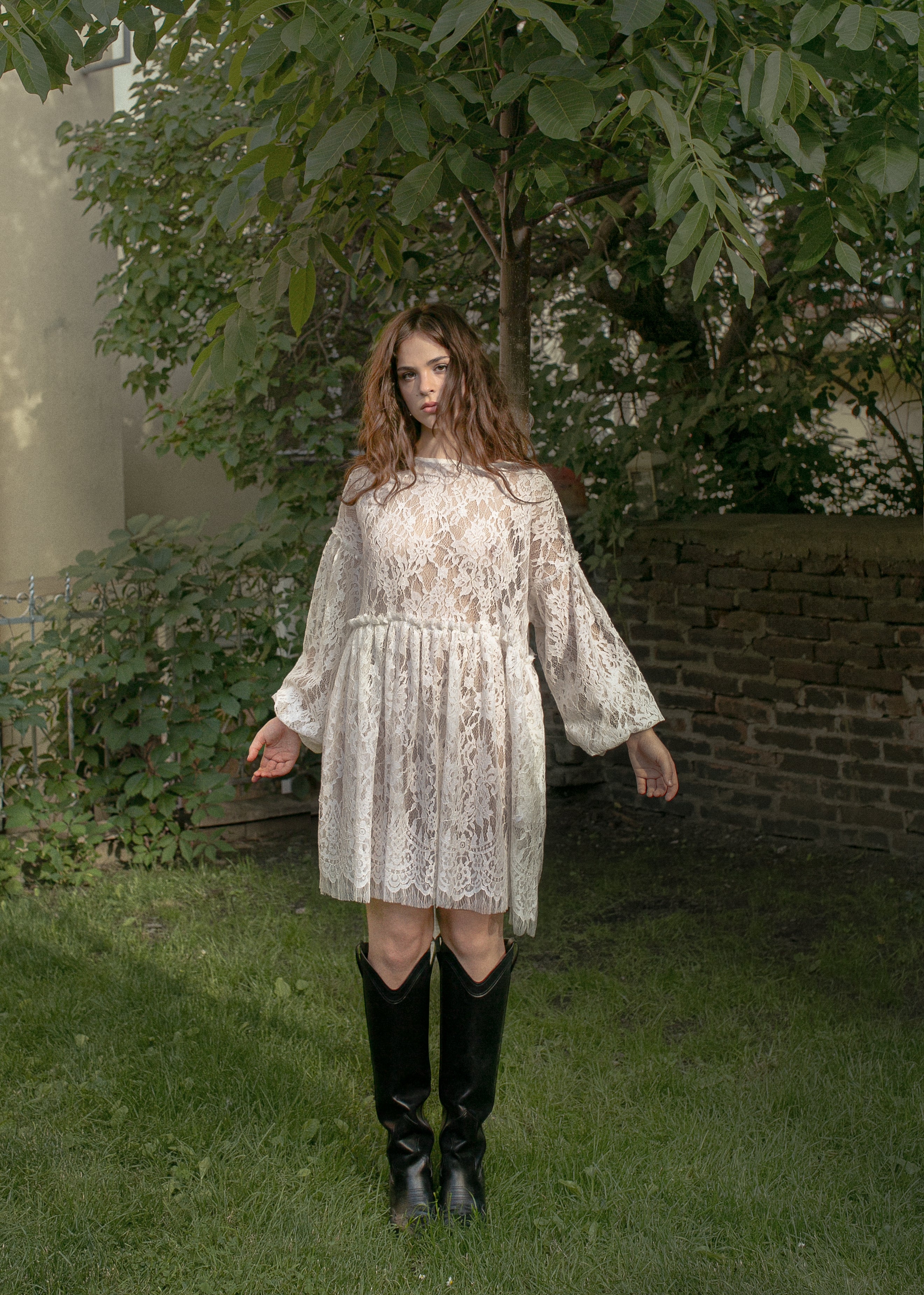 Frankie lace dress